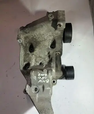 BMW 1 E81 E87 Generator/alternator bracket 11167802639