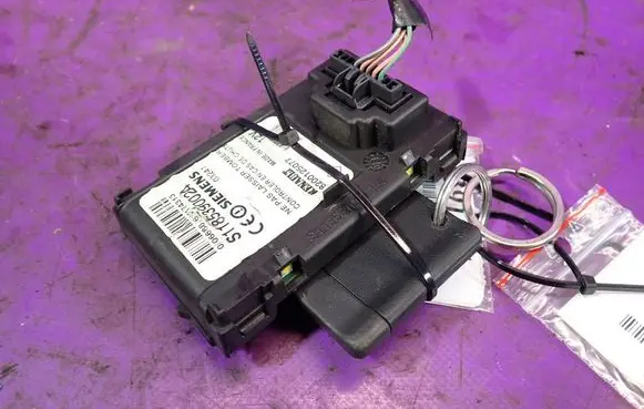 Renault Scenic II - Grand scenic II Ignition lock 