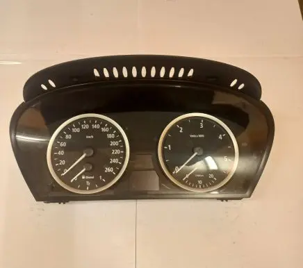 BMW 5 E60 E61 Speedometer (instrument cluster) 62116945633 110080213 213228036946
