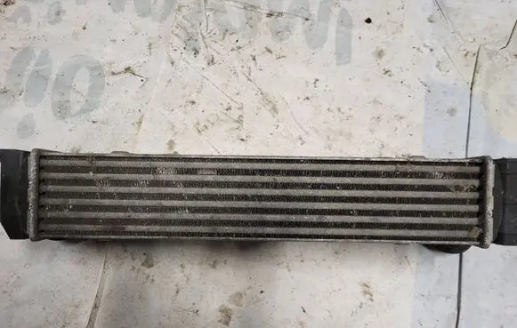 BMW 3 E90 E91 Intercooler radiator 7798788