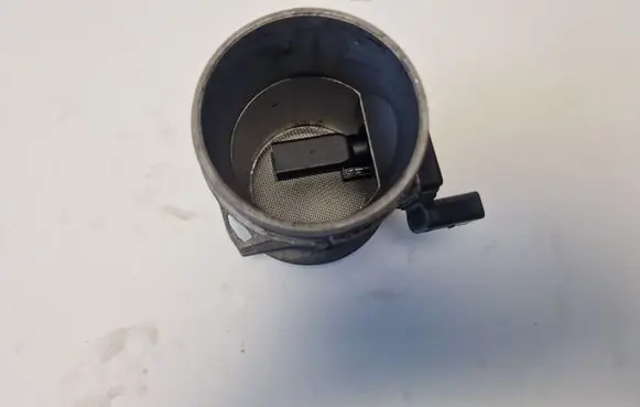 Audi A6 S6 C5 4B Mass air flow meter 059906461D