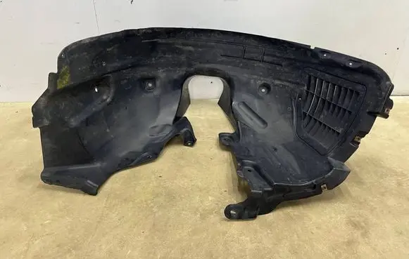 Opel Vivaro Front wheel arch liner splash guards 9808363380
