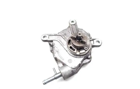 Toyota RAV 4 (XA30) Vacuum pump 
