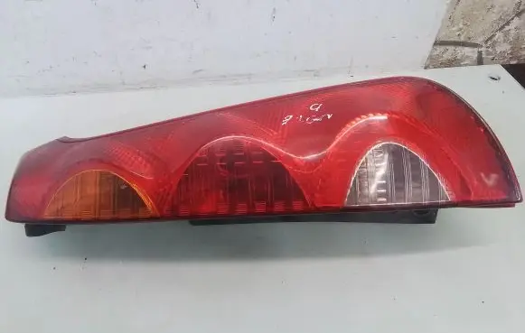 Nissan Note (E11) Rear/tail lights