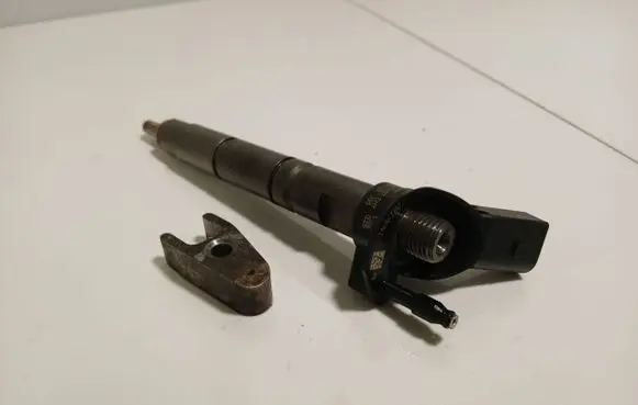 Mercedes-Benz ML W164 Fuel injector 0986435355 A6MDM37 231031