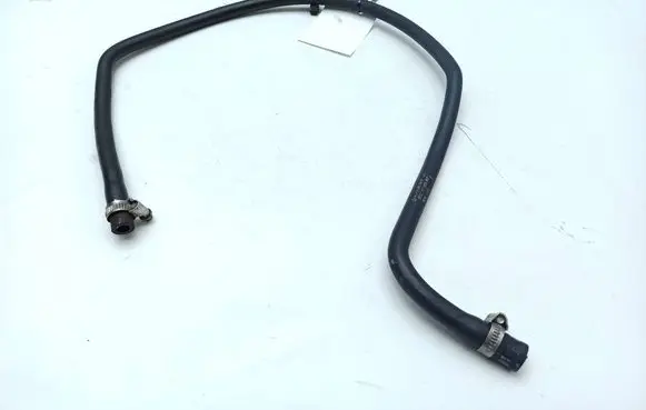 Mercedes-Benz Vito Viano W639 Engine coolant pipe/hose A6395015482
