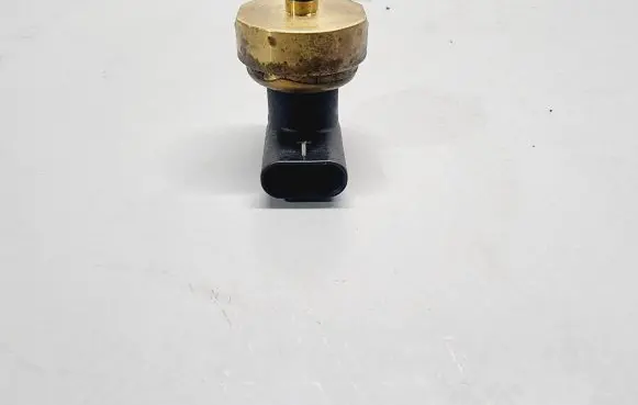 Fuel pressure sensor