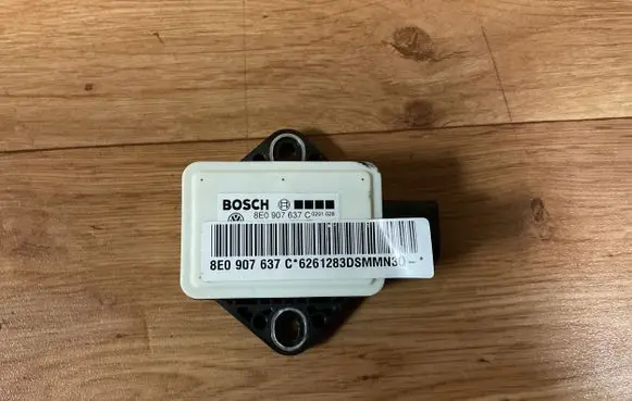 Audi A4 S4 B7 8E 8H ESP acceleration yaw rate sensor 8E0907637C 6261283