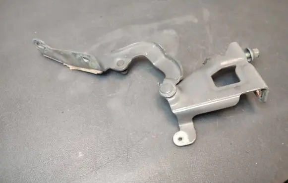 Renault Trafic III (X82) Engine bonnet/hood hinges 654010249R