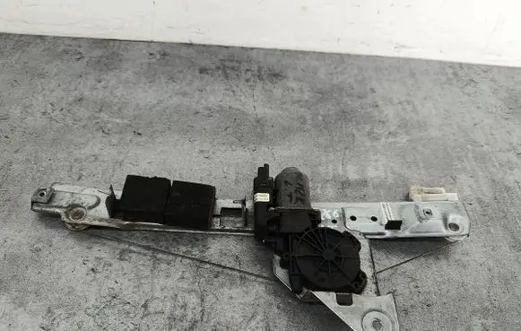Renault Megane II Rear door window regulator with motor 440726TEMIC