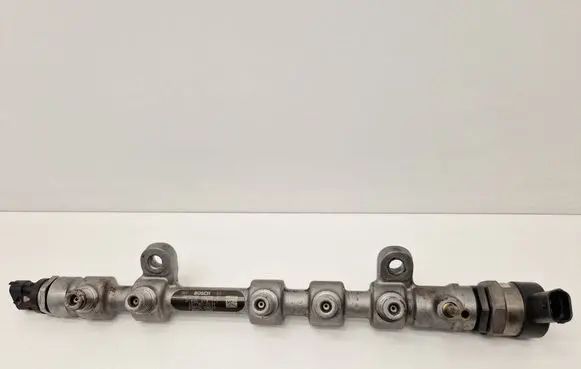 Toyota Yaris Fuel main line pipe 0445214177 2381033030 1077800531