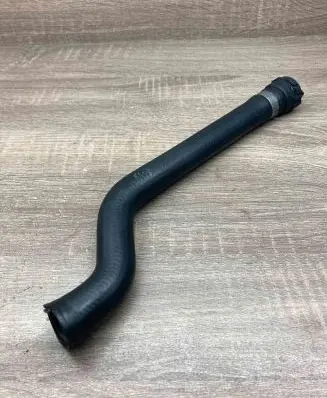 BMW 5 E39 Engine coolant pipe/hose 2247820