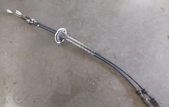 Hyundai Sonata Gear shift cable linkage D007alu