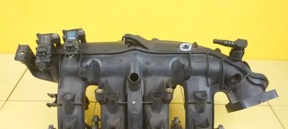 Opel Astra J Intake manifold 55573170 A14NET