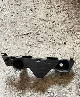 Mazda CX-7 Front bumper mounting bracket EH14500TI
