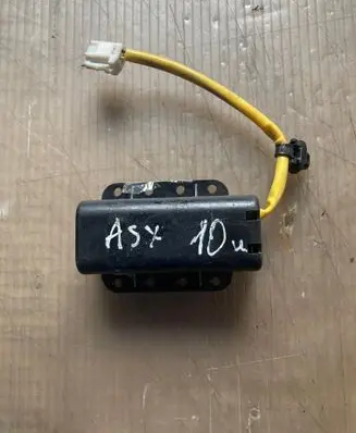 Passenger airbag on/off switch