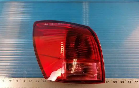 Nissan Qashqai Rear/tail lights 26555JD000