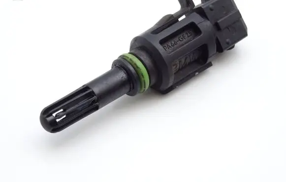 BMW 5 E39 Intake air temperature sensor 1739510 13621739510