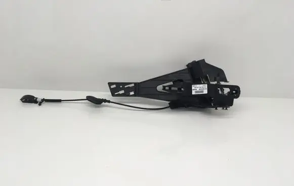 Ford Fusion Rear door lock 2N11N64A26BP