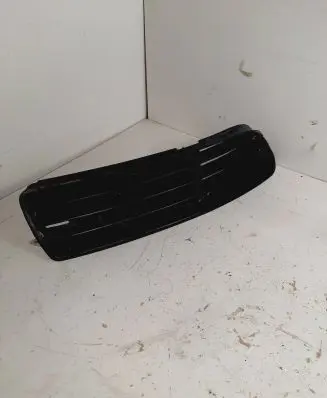 Audi A4 S4 B5 8D Front bumper lower grill 8d0807346g