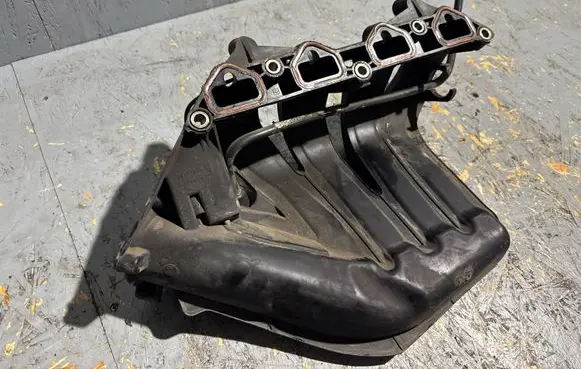 Mini One - Cooper R50 - 53 Intake manifold 04777846AE