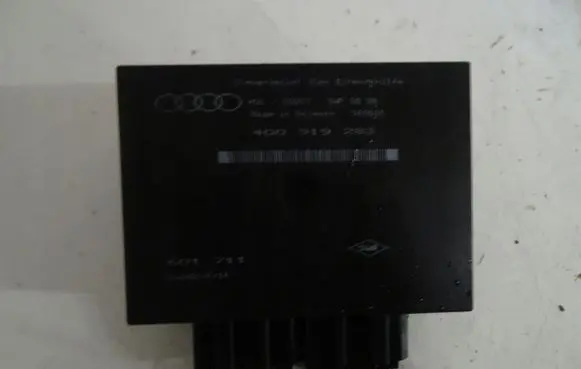 Audi A8 S8 D2 4D Parking PDC control unit/module 4D0919283