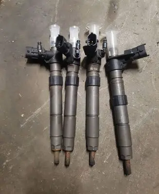 Land Rover Evoque I Fuel injector 0445116049