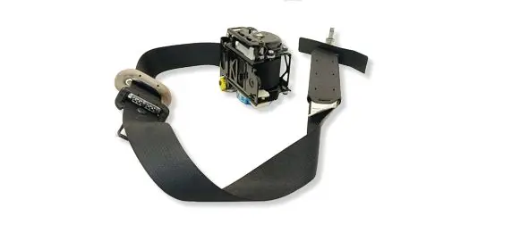 Nissan X-Trail T32 Front seatbelt TKKAH2EG673 0589P1000146