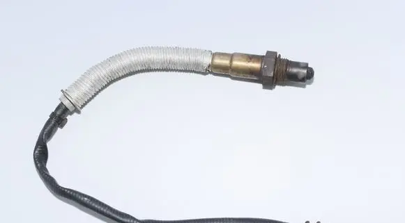 BMW 5 E60 E61 Lambda probe sensor 7545243