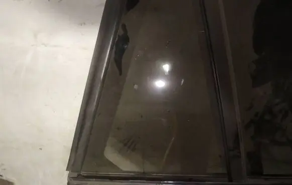 BMW 3 E90 E91 Rear vent window glass as2