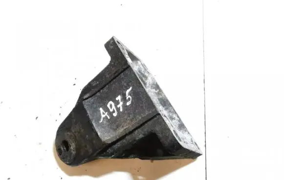 Lexus IS 220D-250-350 Engine mounting bracket