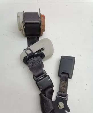 Subaru Impreza III Middle seatbelt (rear) 