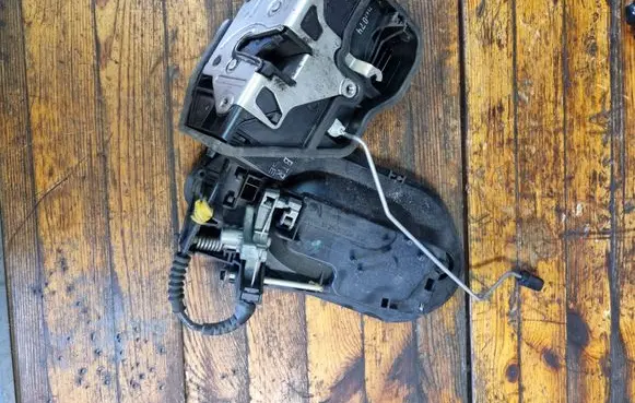 BMW 5 E60 E61 Front door exterior handle 51217034544 7167074