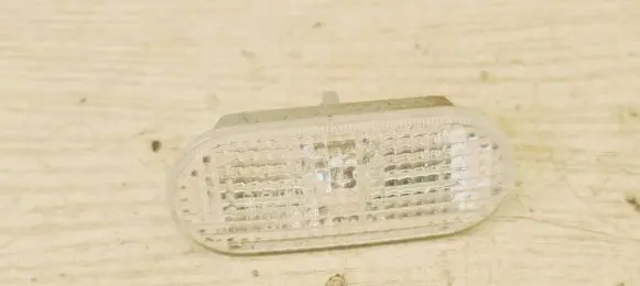 Volkswagen Bora Front fender indicator light 1J5949117A
