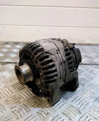 Opel Zafira A Generator/alternator 0124515080