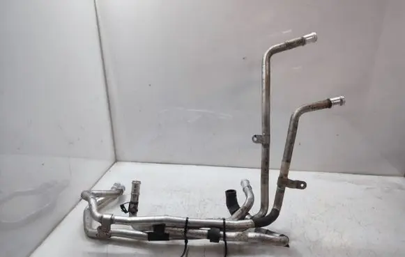 Audi Q7 4L Engine coolant pipe/hose