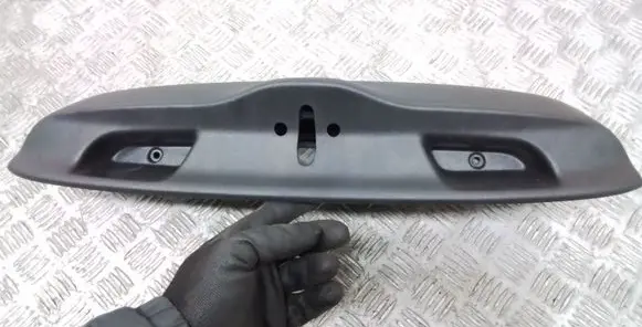 Volvo C30 Tailgate/boot lid lock trim 30674787