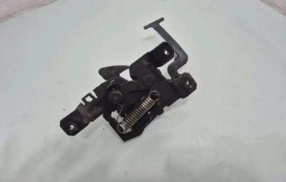 Mercedes-Benz B W245 Engine bonnet/hood lock/catch 