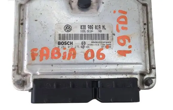 Skoda Fabia Mk1 (6Y) Engine control unit/module 038906019NL 0281012276 1039S11516