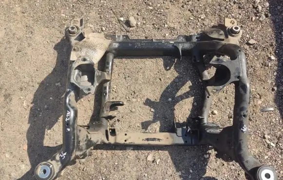 Mercedes-Benz ML W164 Front subframe 337112598