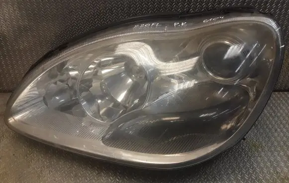 Mercedes-Benz S W220 Headlight/headlamp 2208202361 A2208202361