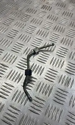 Fuel injector supply line/pipe