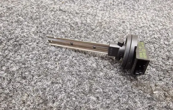 BMW 7 G11 G12 Interior temperature sensor 6929095