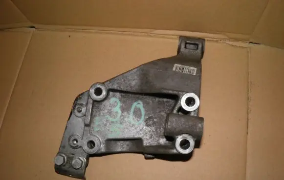 Citroen Jumper Engine mounting bracket