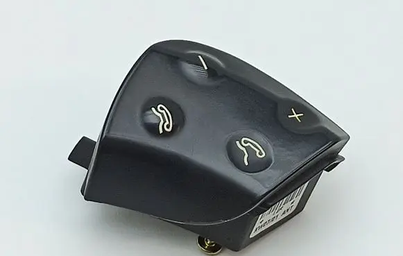 Mercedes-Benz C W203 Steering wheel buttons/switches A2038216651