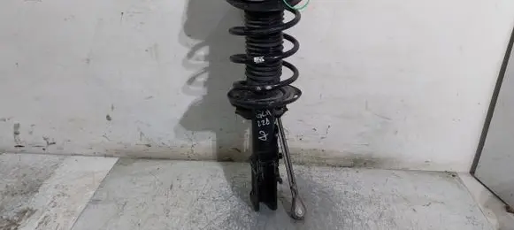 Mercedes-Benz GLK (X204) Front shock absorber/damper A2043209666
