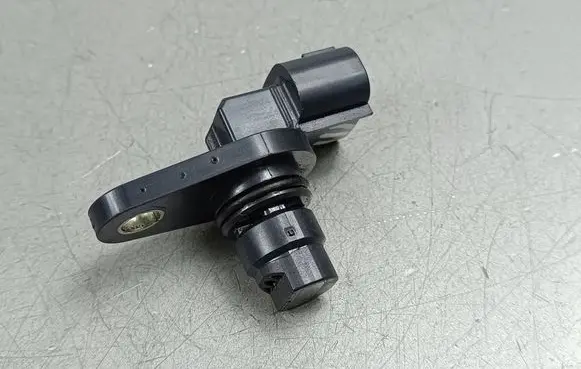 Toyota GR 86 Camshaft speed sensor J5T36071 4112L