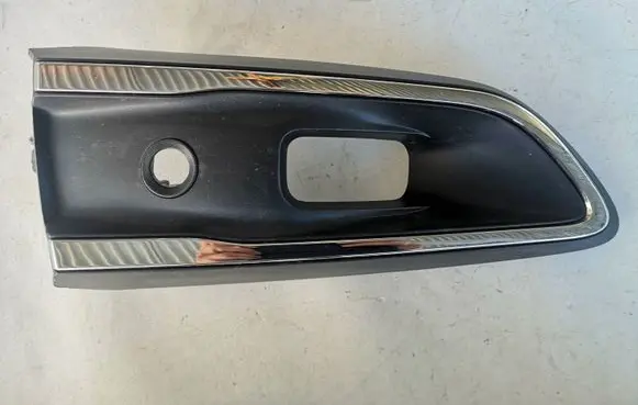 Renault Zoe Front fog light trim/grill 261A32884R