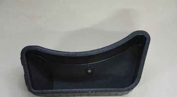 Volkswagen Touareg II Other trunk/boot trim element 7P663220