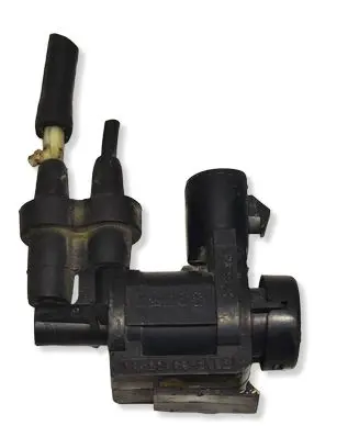 Ford Focus Turbo solenoid valve E8AE9H465BA